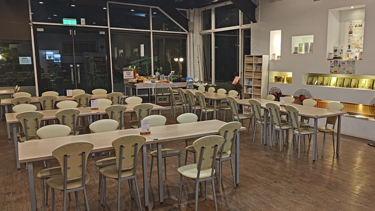 寵物友善,寵物友善餐廳,素食餐廳推薦,蔬食餐廳推薦,文之森蔬食餐飲圖書館