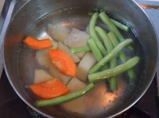 素食料理,豆皮,鹽麴,純素,純素料理,四季豆,紅蘿蔔